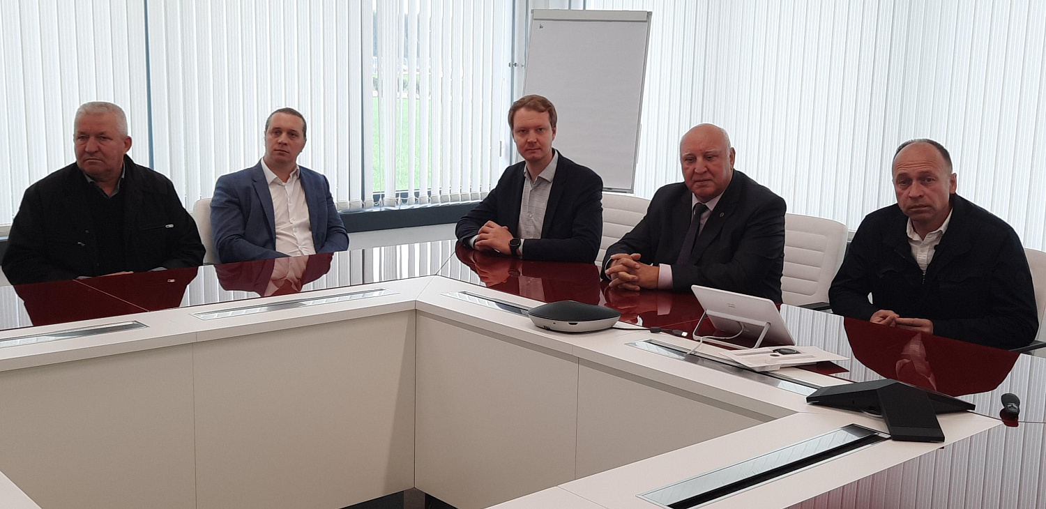 Делегация МОСПП (РОР) посетила завод Mercedes-Benz «Московия» в Солнечногорском районе